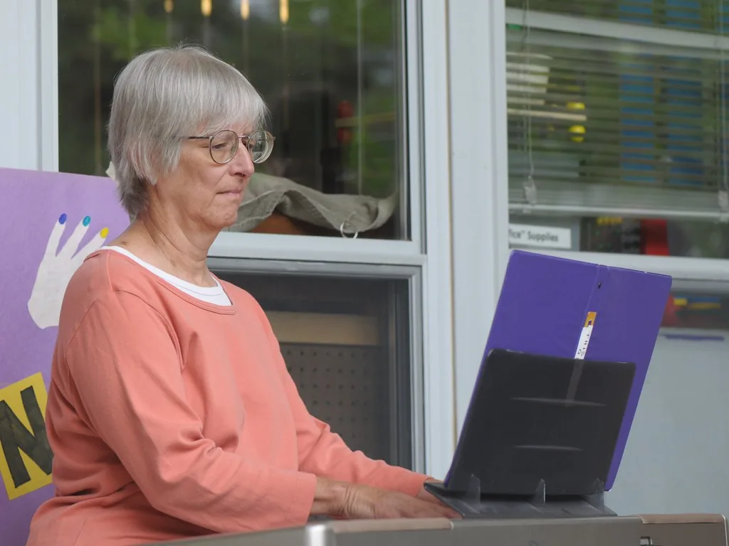 Piano lessons for adults