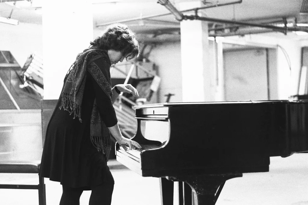 Keyboard vs. Synthesizer: What Is the Difference Between the Two?