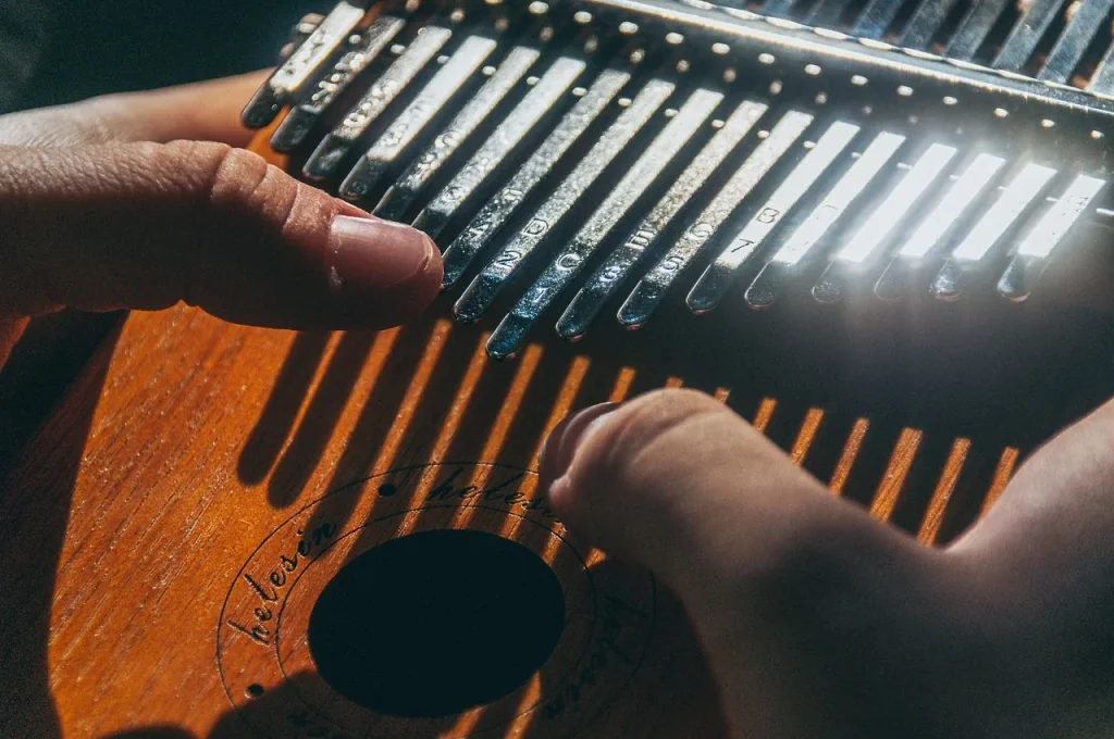 Play Clair de Lune on the Kalimba: A Simple Tutorial