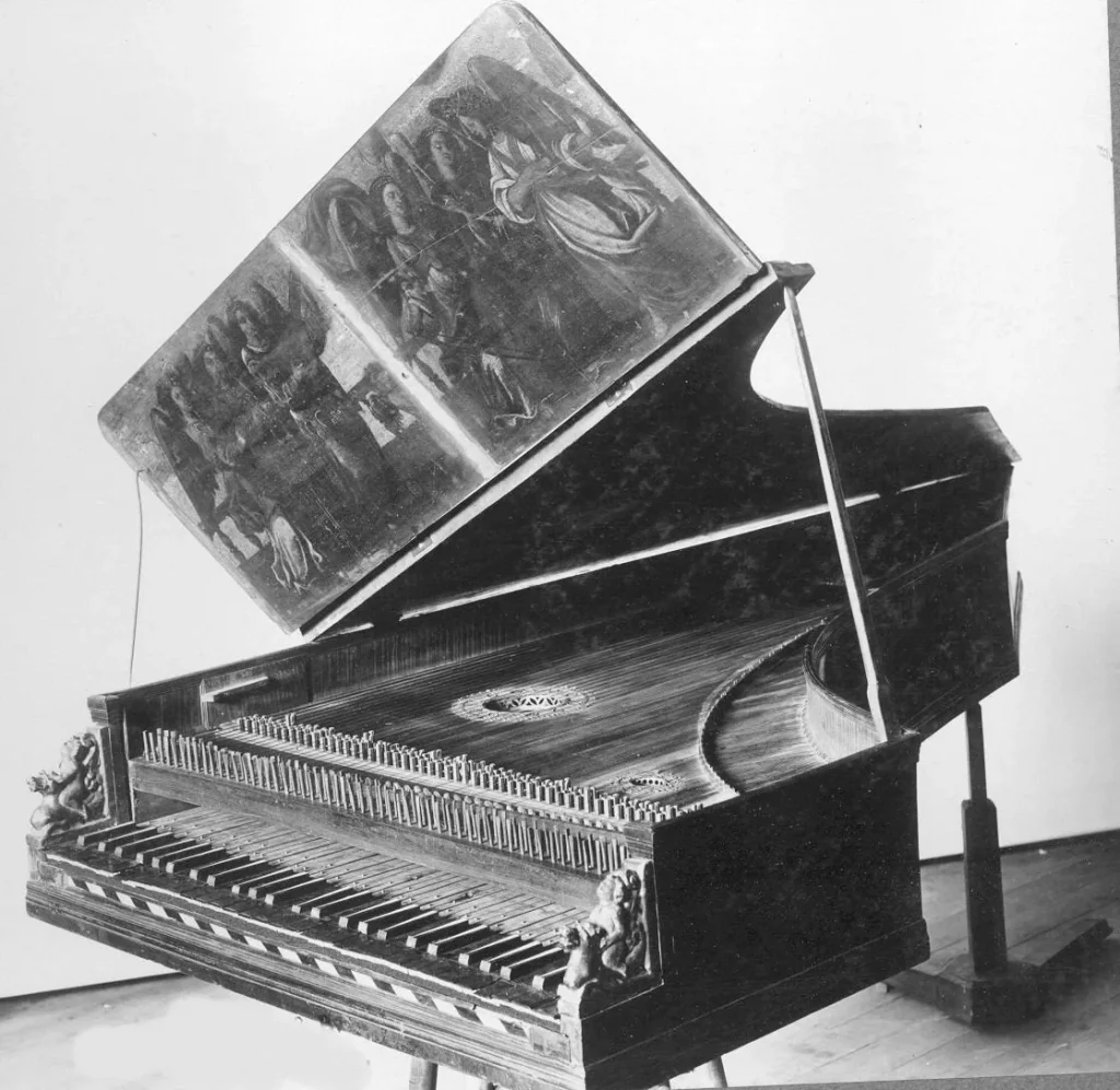 Histoire du clavecin : origines et évolution
