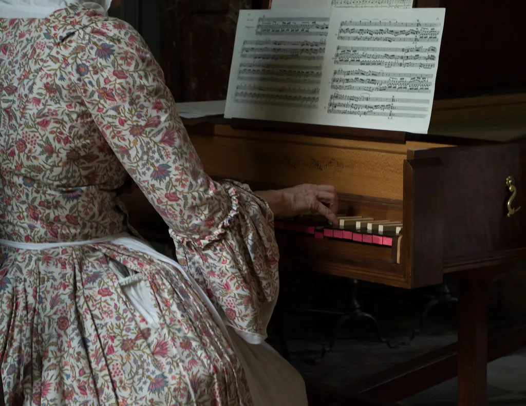 Difference Between the Harpsichord, Fortepiano, and Piano